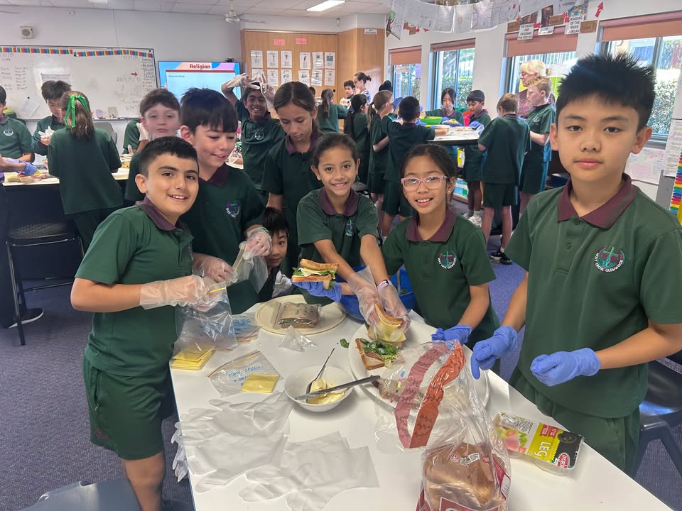 626921712571842_1287025383228135-1